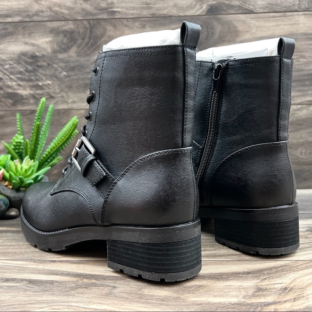NIB Soul Naturalizer Quartz Black Leather Lace Up Zip Ankle Combat Boots 8M - Picture 9 of 12